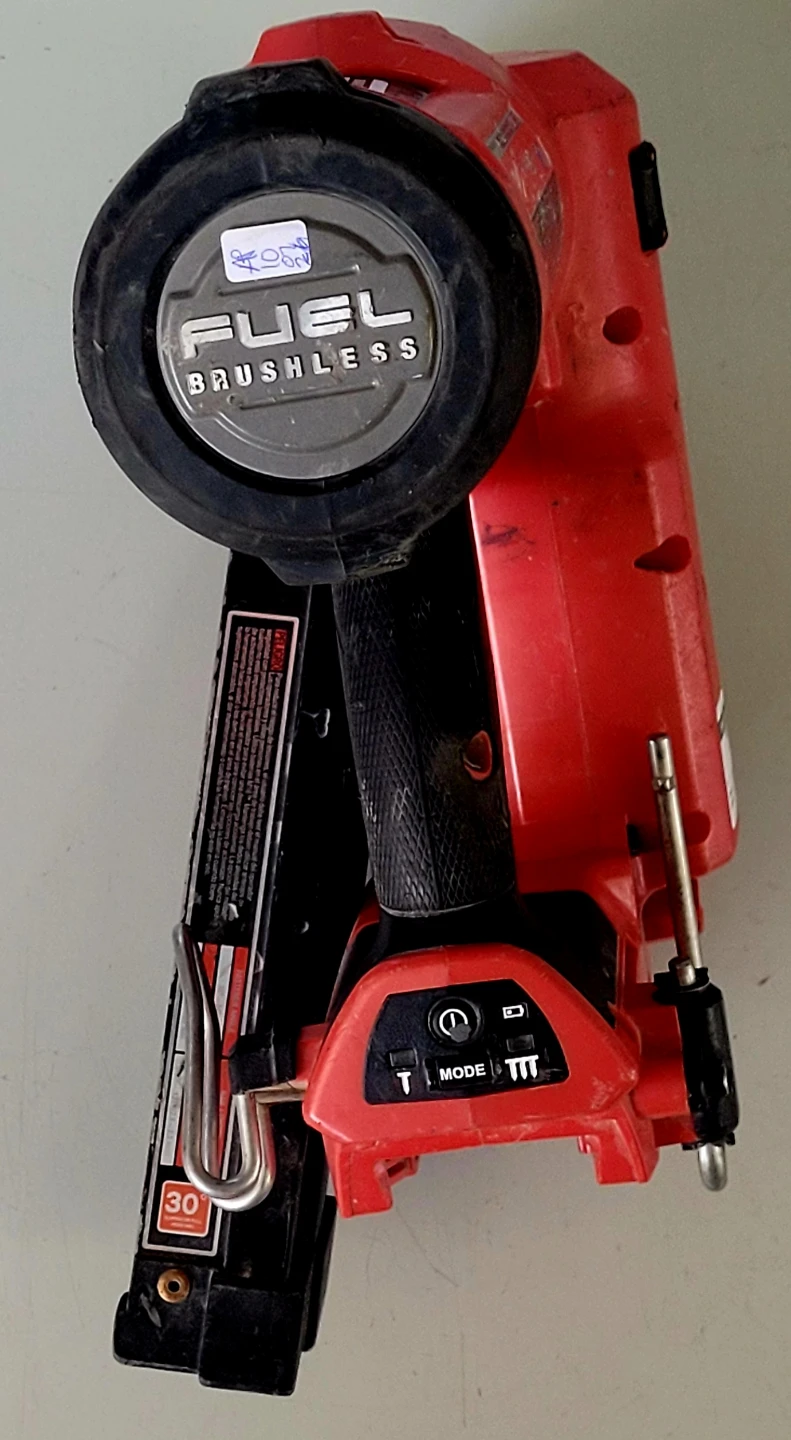M18 Milwaukee 30° Framing Nailer 2745-20 (32997523) - photo 3
