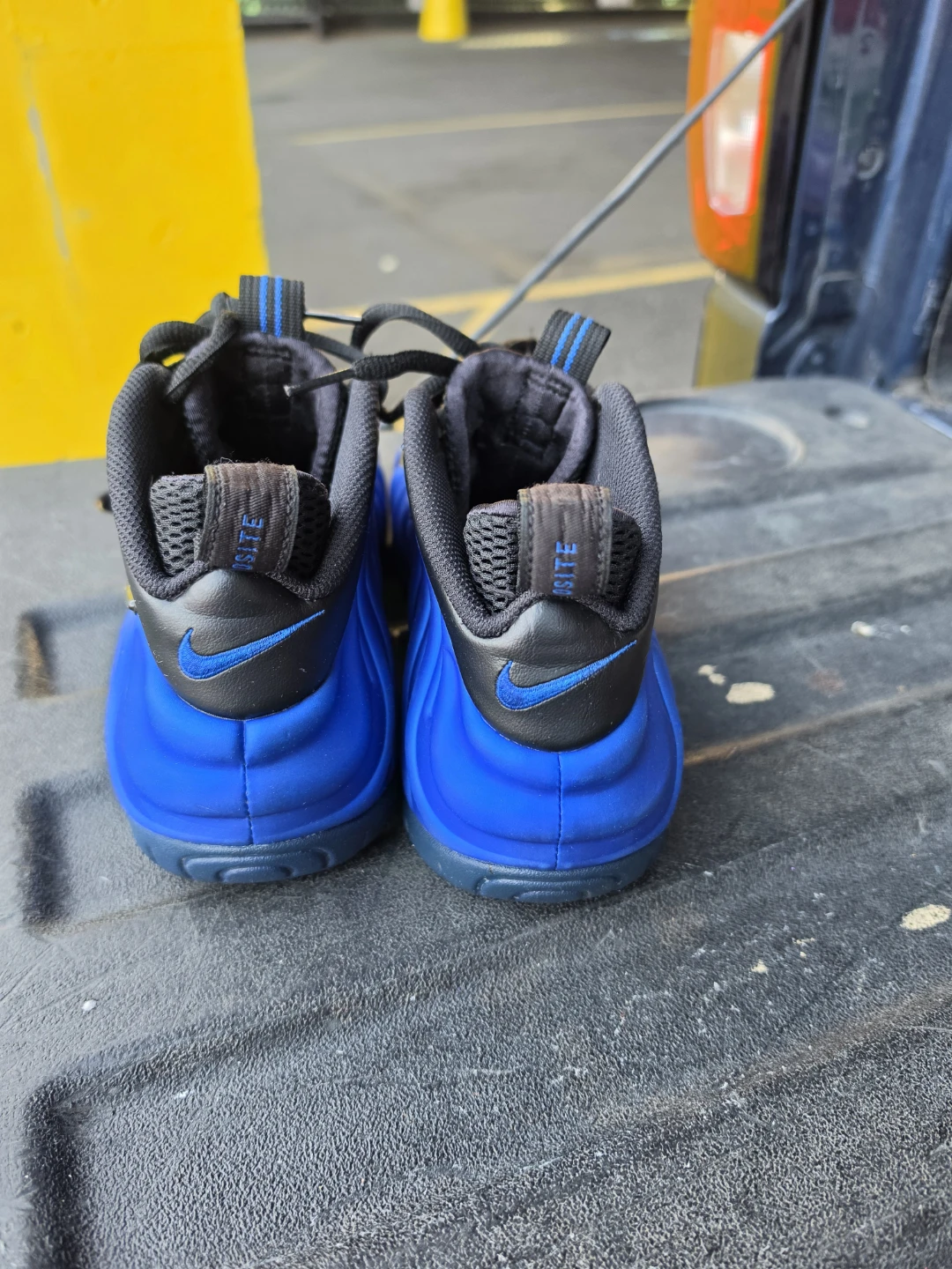 Nike Air Foamposite Blue and Black Sneakers - photo 3