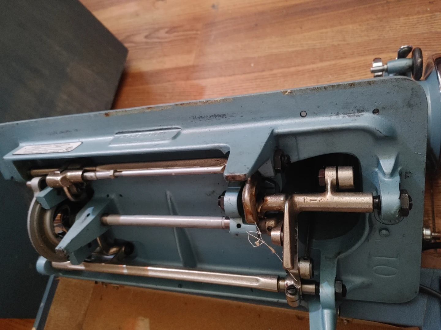 Kenmore antique sewing machine - photo 4