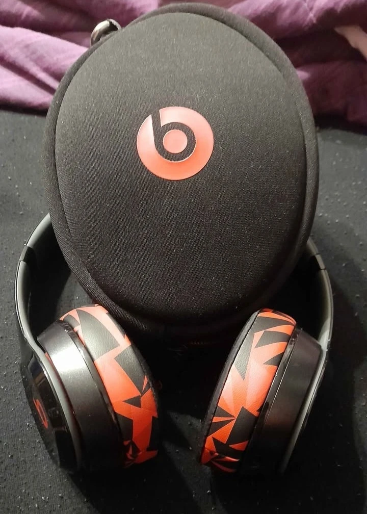 Beats Solo 2 Headphones - photo 3