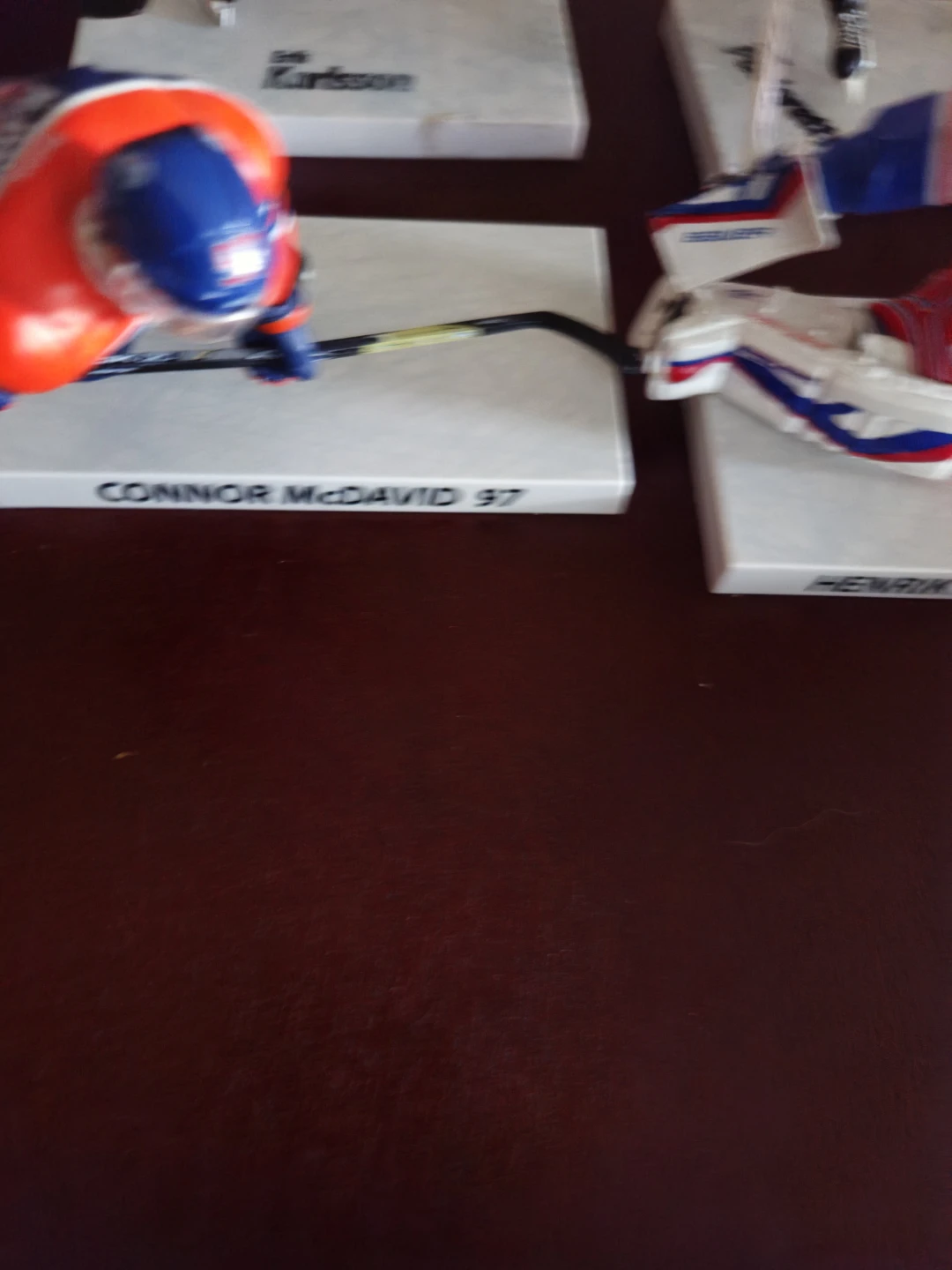 Set of 4 NHL Action Figure Collectibles - photo 3