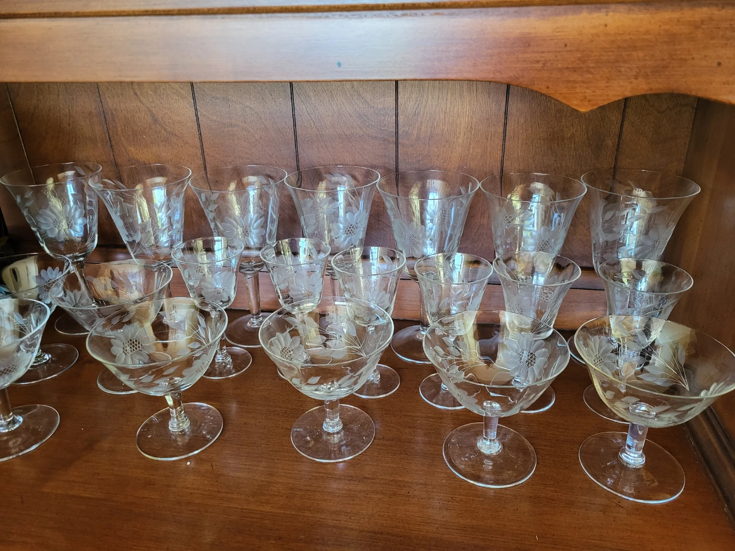 WJ Hughes Cornflower Vintage Crystal Set