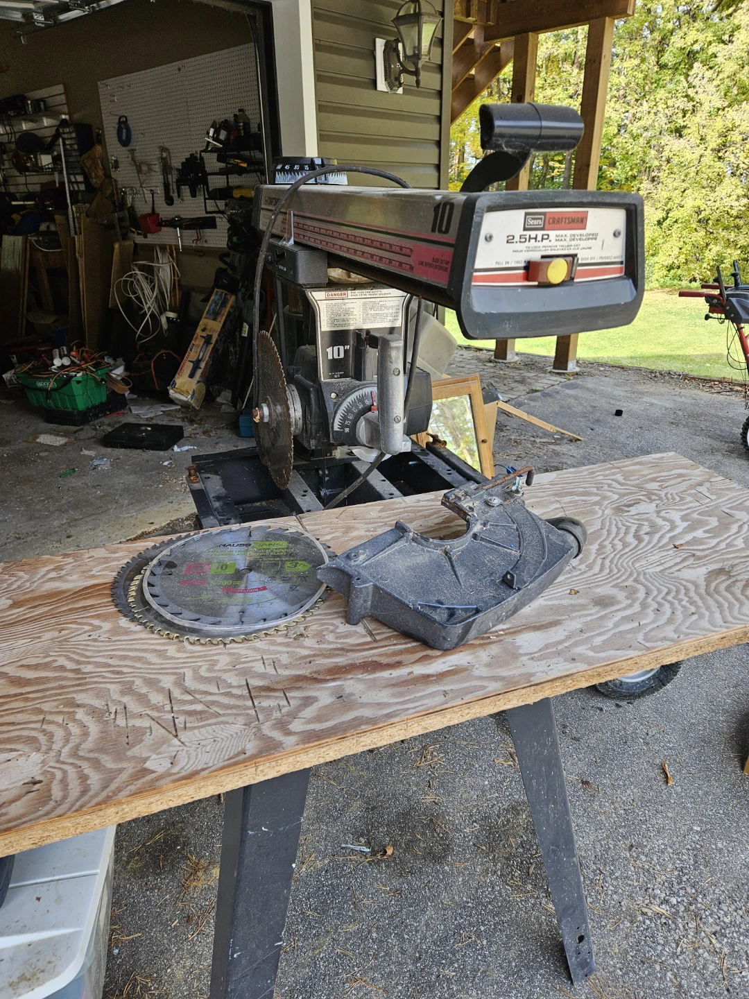 Craftsman 10-inch Radial Saw