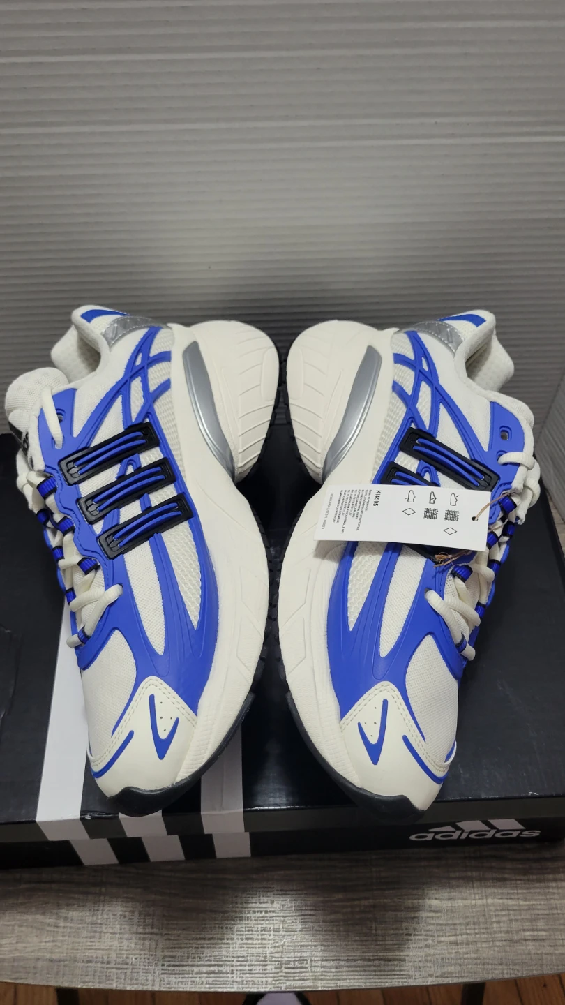 Adidas Adistar Cushion Shoes White and Blue - photo 2
