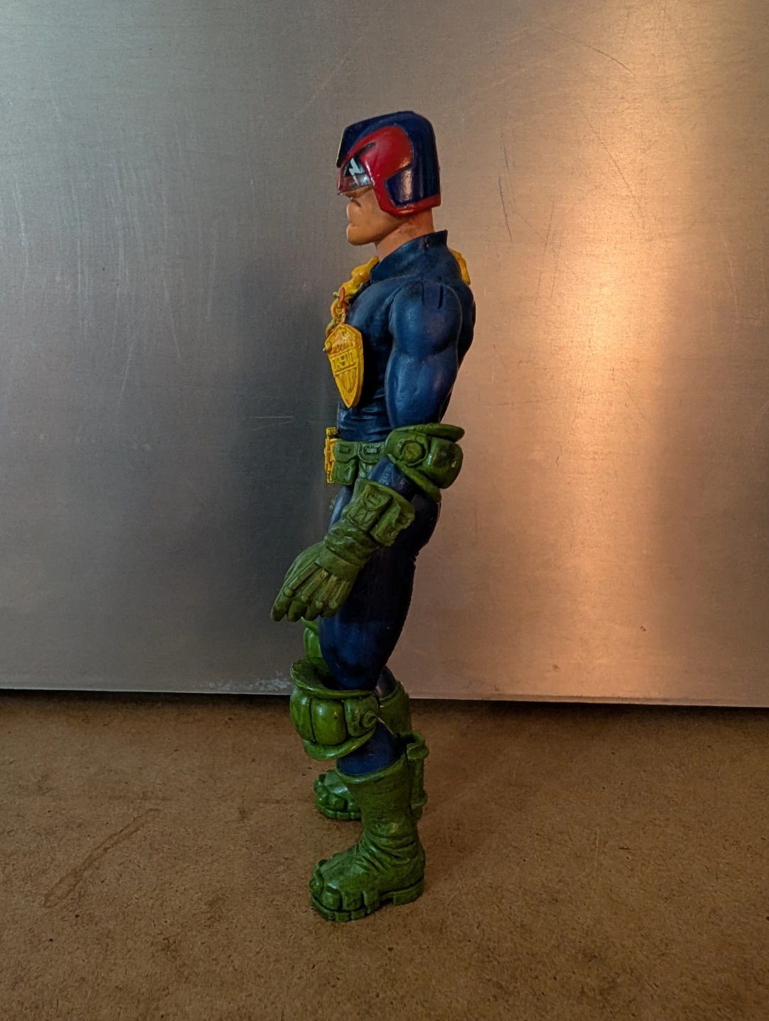 Judge Dredd Action Figure - photo 3