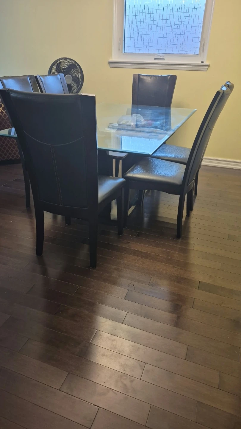 Modern Glass Top Dining Table + 6 Dark Leatherette Chairs Set - photo 3