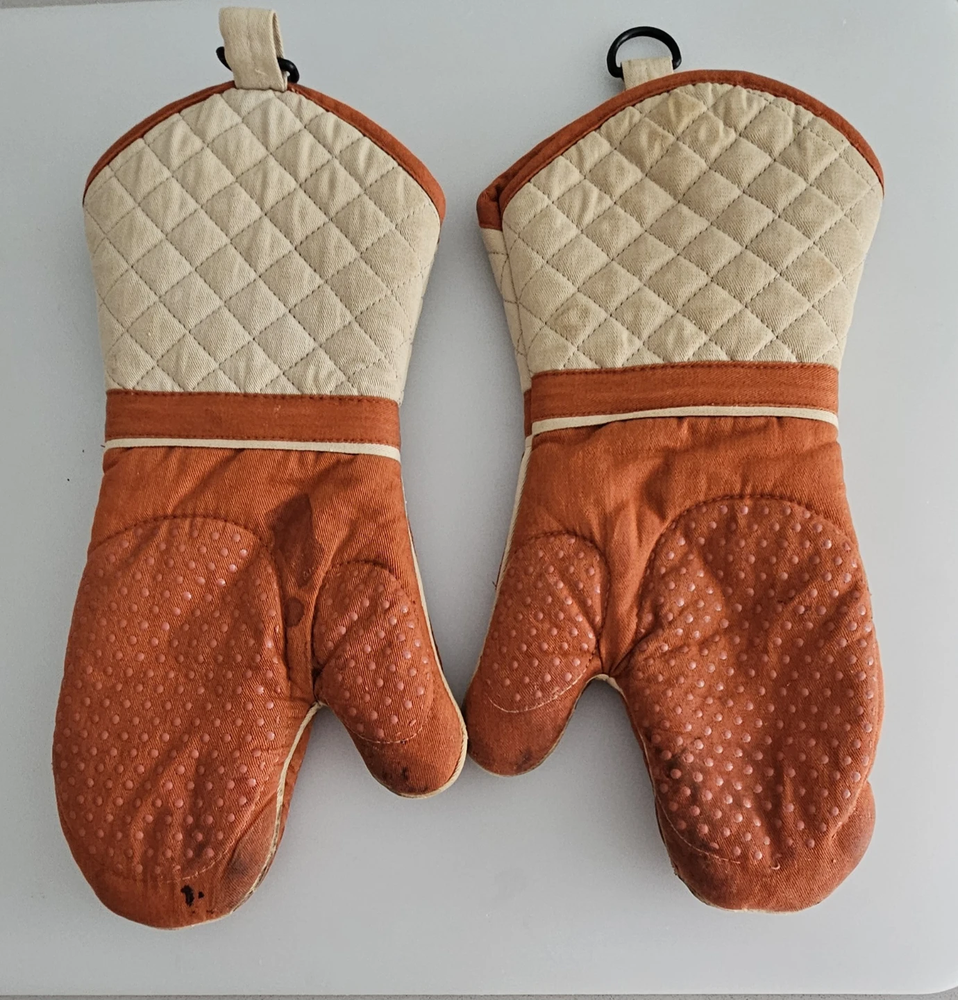 Pair of Quilted Oven Mitts