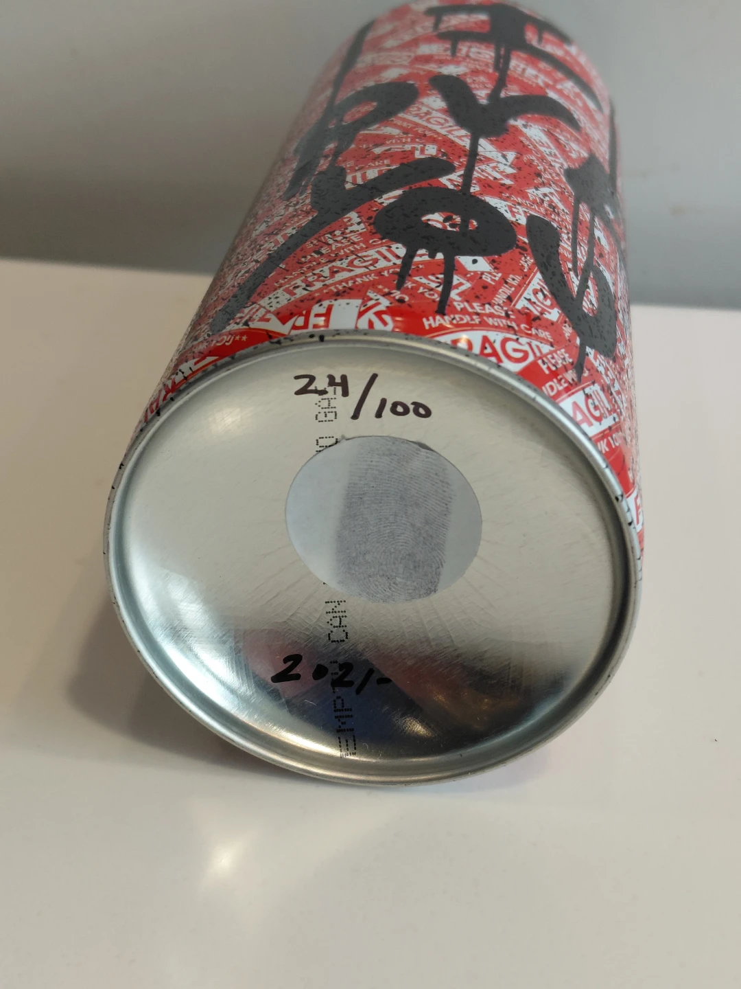 Mr,Brainwash limited with thumbprint graffiti artwork spray-can. - photo 5