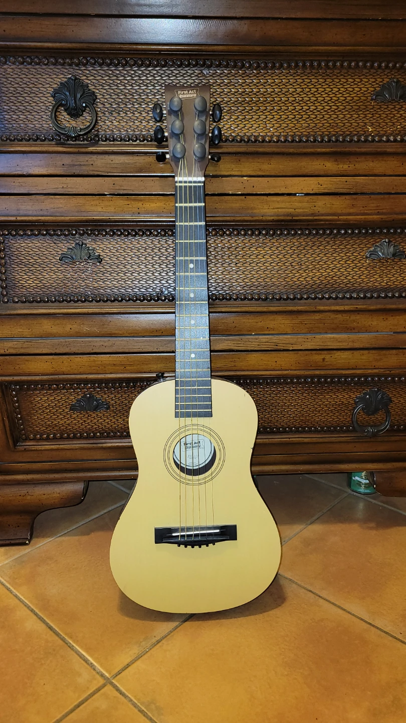 Youth First Act Discovery Acoustic Guitar 82cm