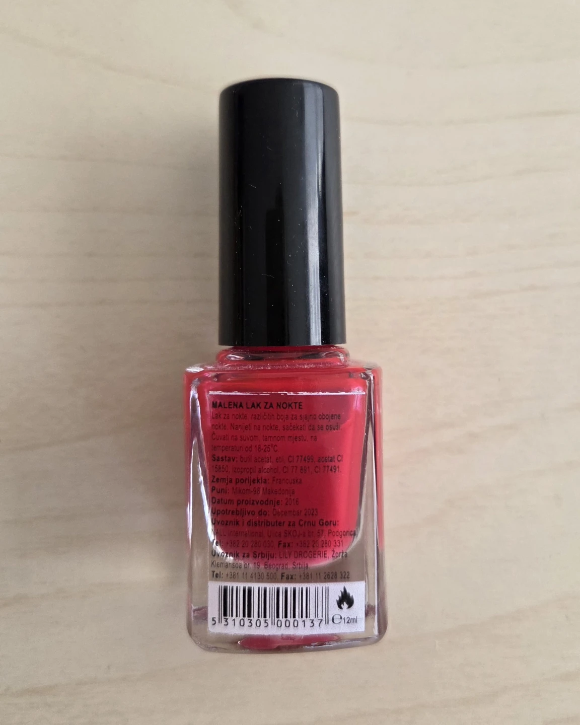 Red Nail Polish - photo 2