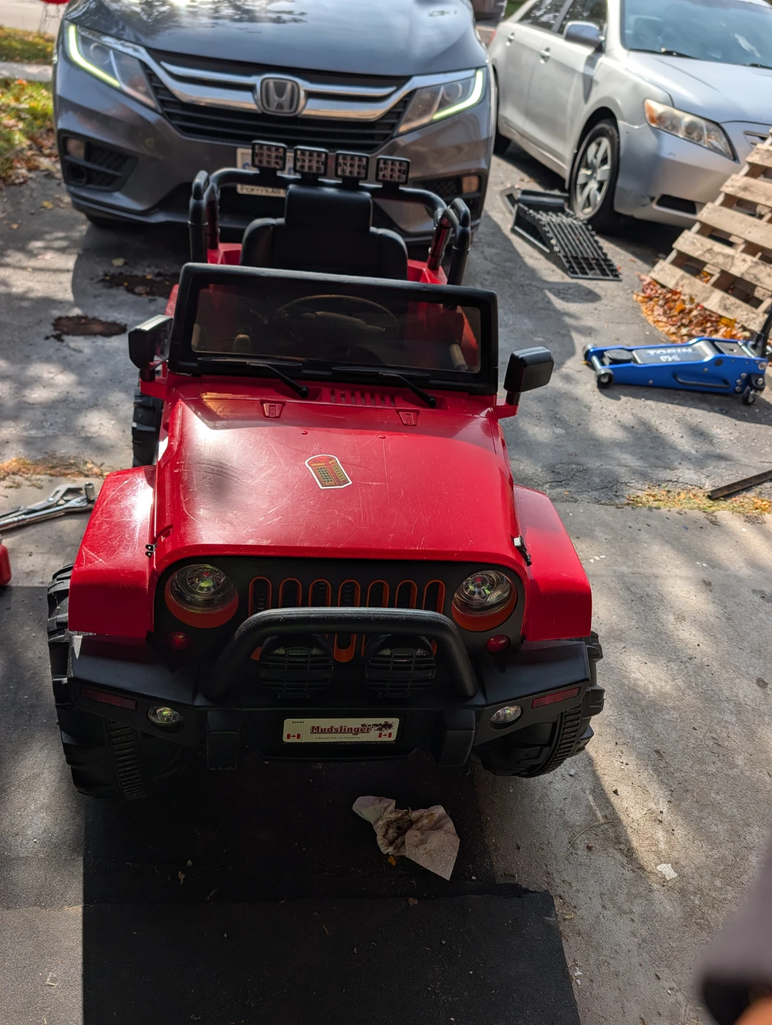 Red Kids Ride-On Jeep Style Electric Vehicle - photo 2