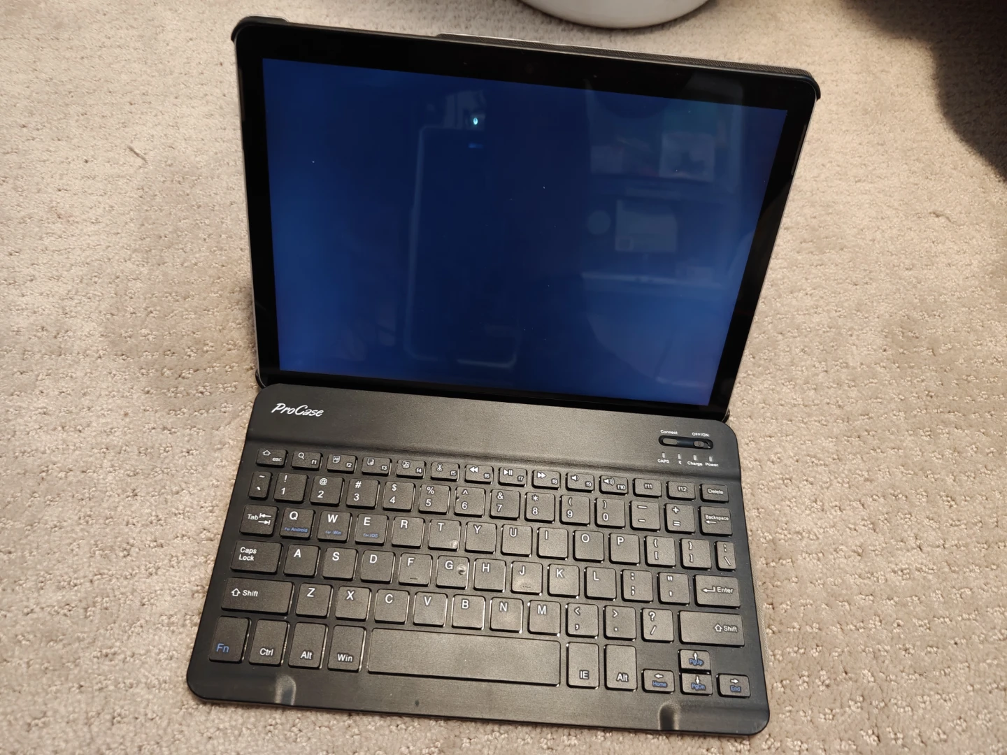 Microsoft Surface GO 2 with case and bluetoothkeyboard