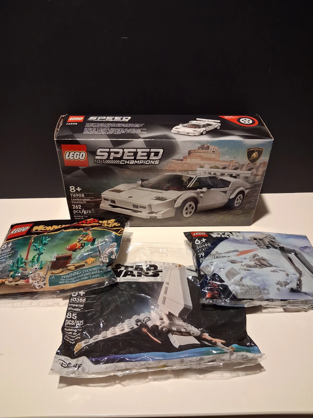 Assorted LEGO bundle