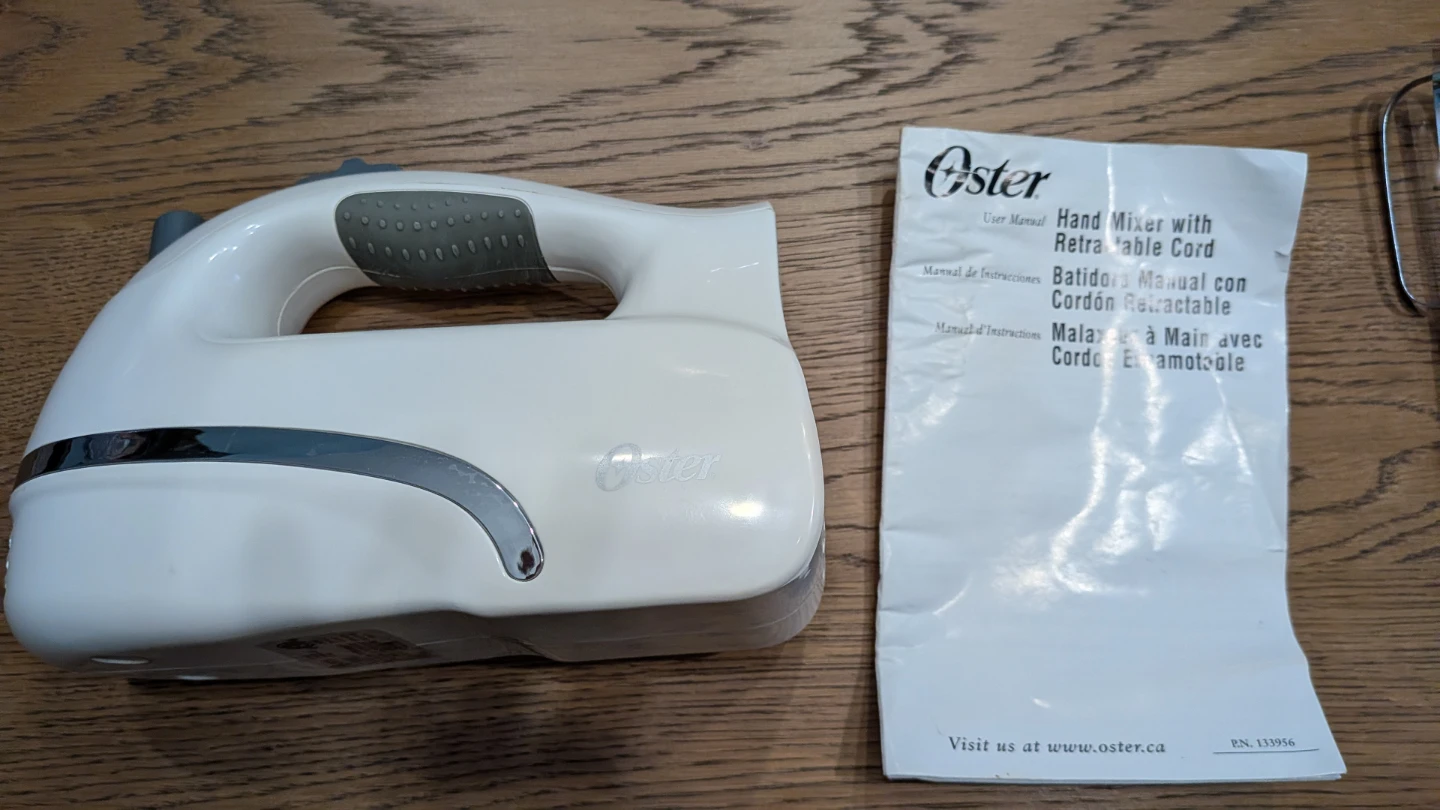 Oster Hand Mixer with Retractable Cord - photo 3