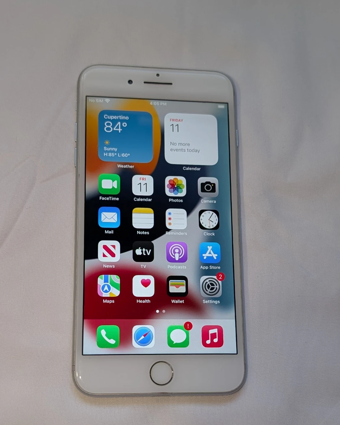 VERY NICE APPLE iPhone 7 PLUS 32GB for Consumer Cellular