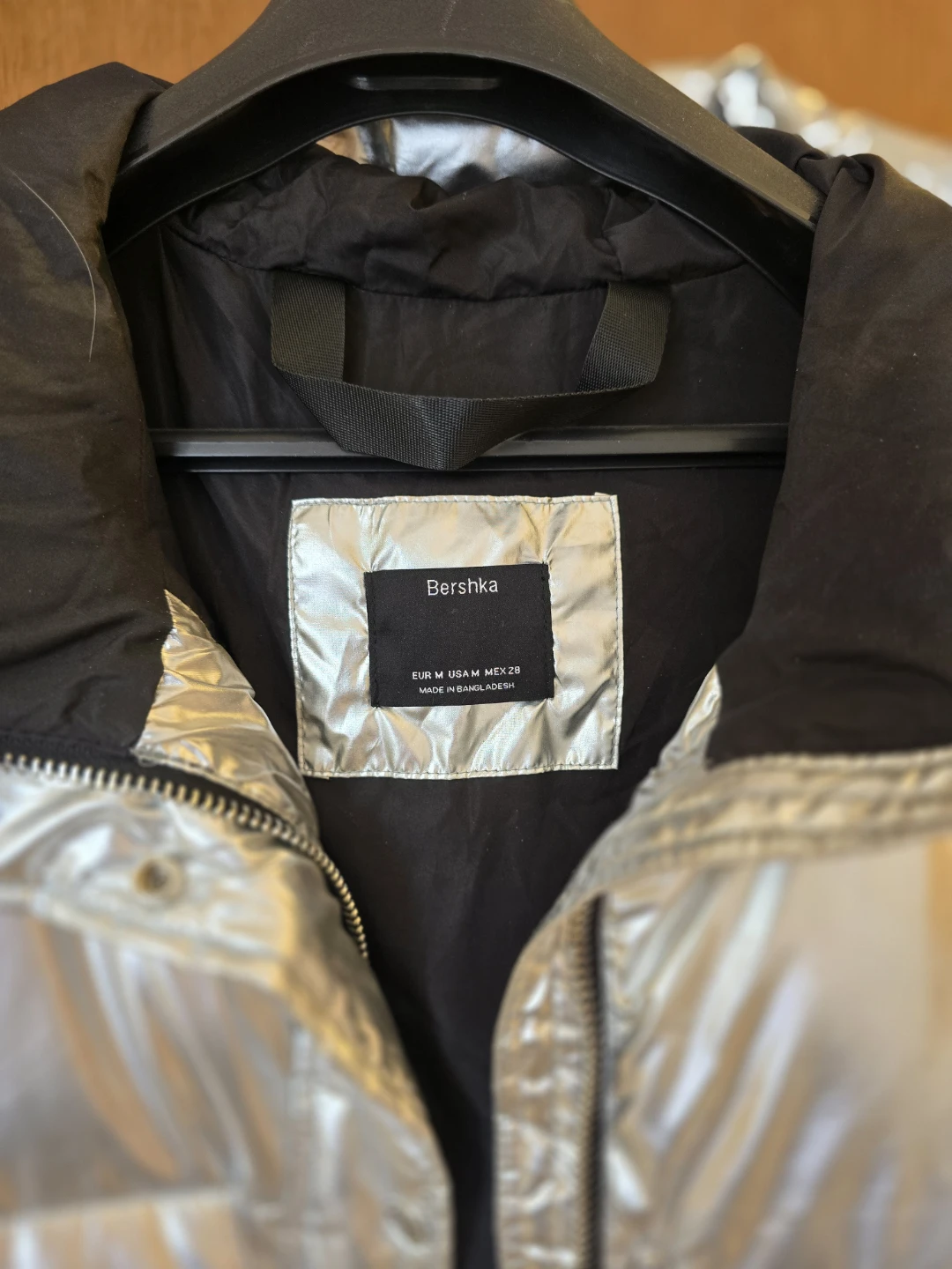 Bershka Silver Metallic Puffer Jacket – Size Medium - photo 2