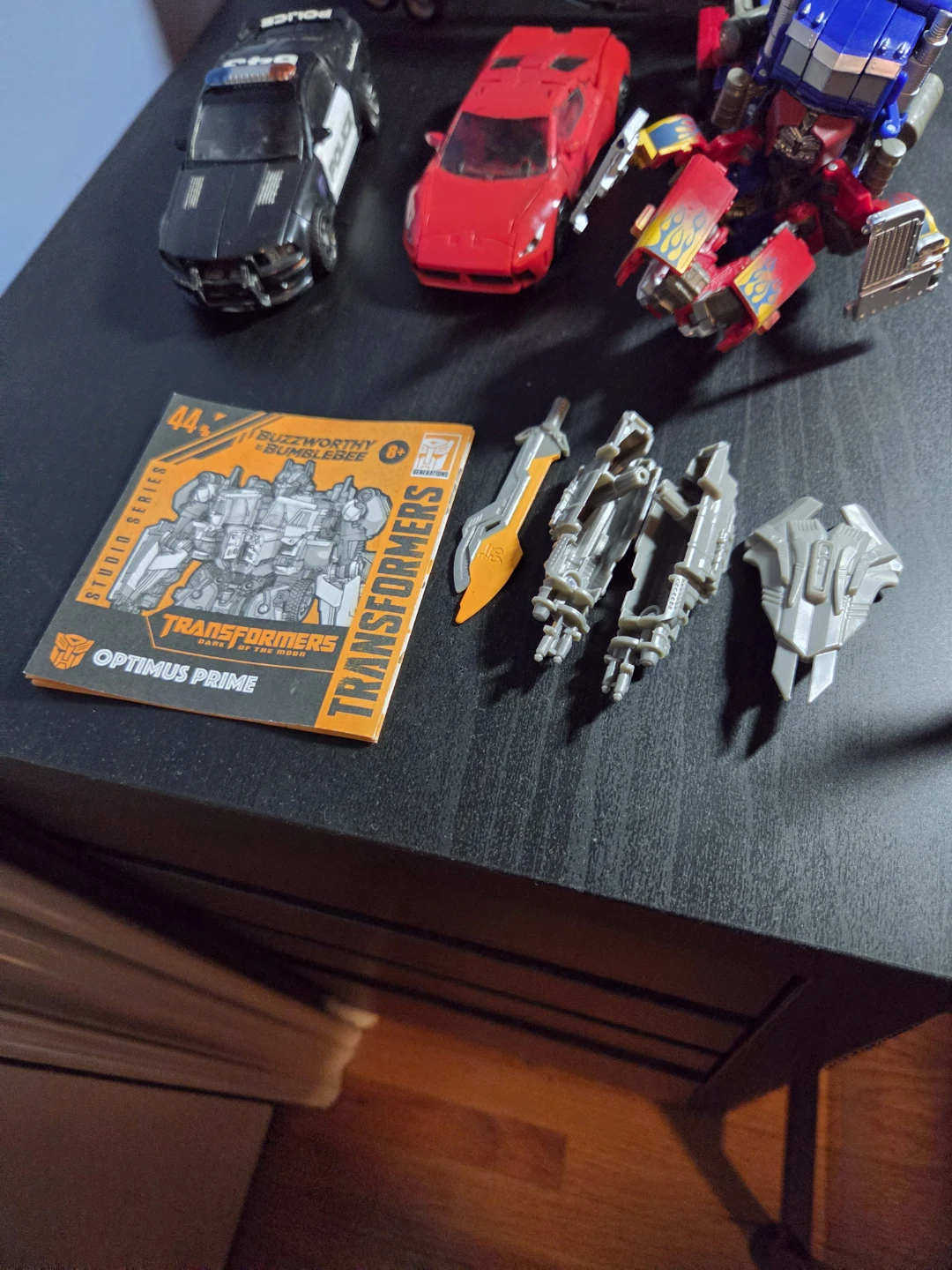 Transformers Buzzworthy Bumblebee Optimus Prime 44BB - photo 4