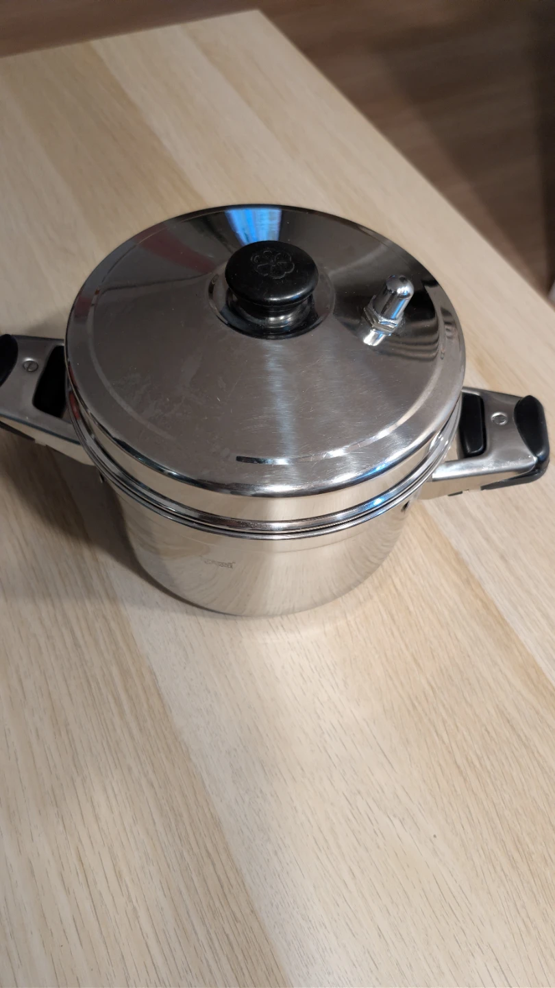 Stainless Steel Idli Cooker / Steamer (4 Tier – 12 Idlis) - photo 4