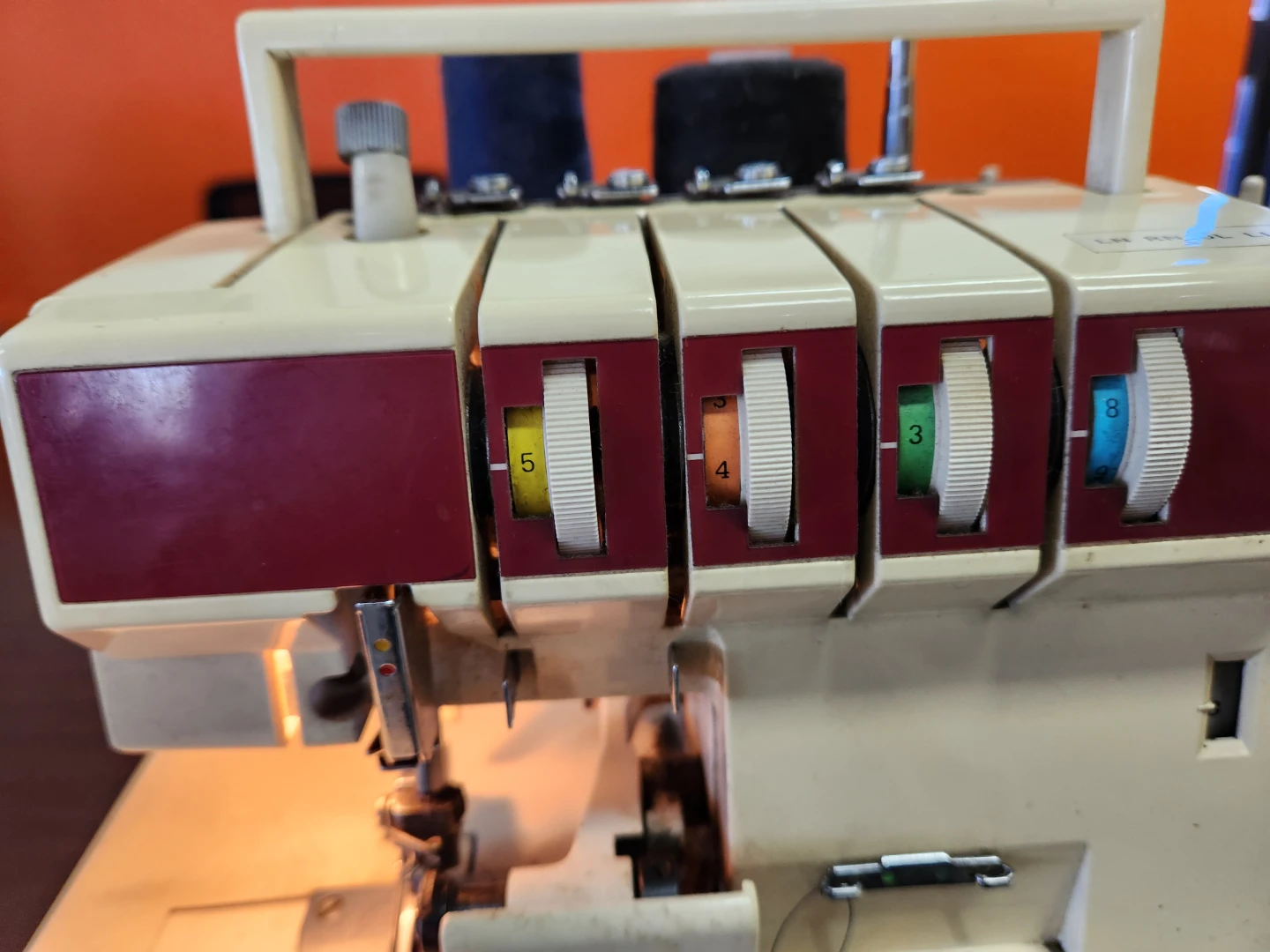 Omega 15J134 Sewing Machine with Foot Pedal - photo 5