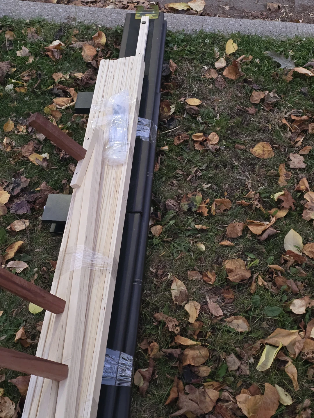 Free Bed Frame, Queen size, everything on curbside. - photo 4