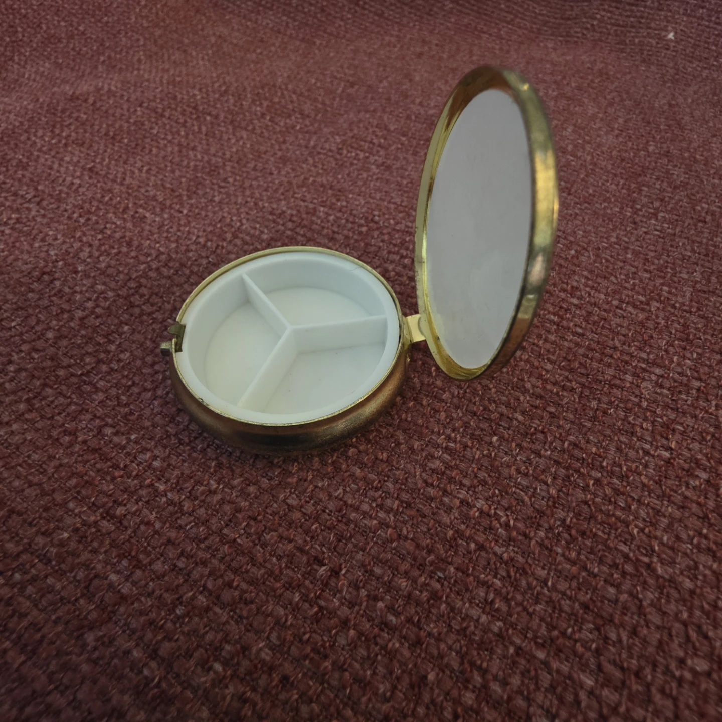 Green and Gold Circular Pill Case - photo 5