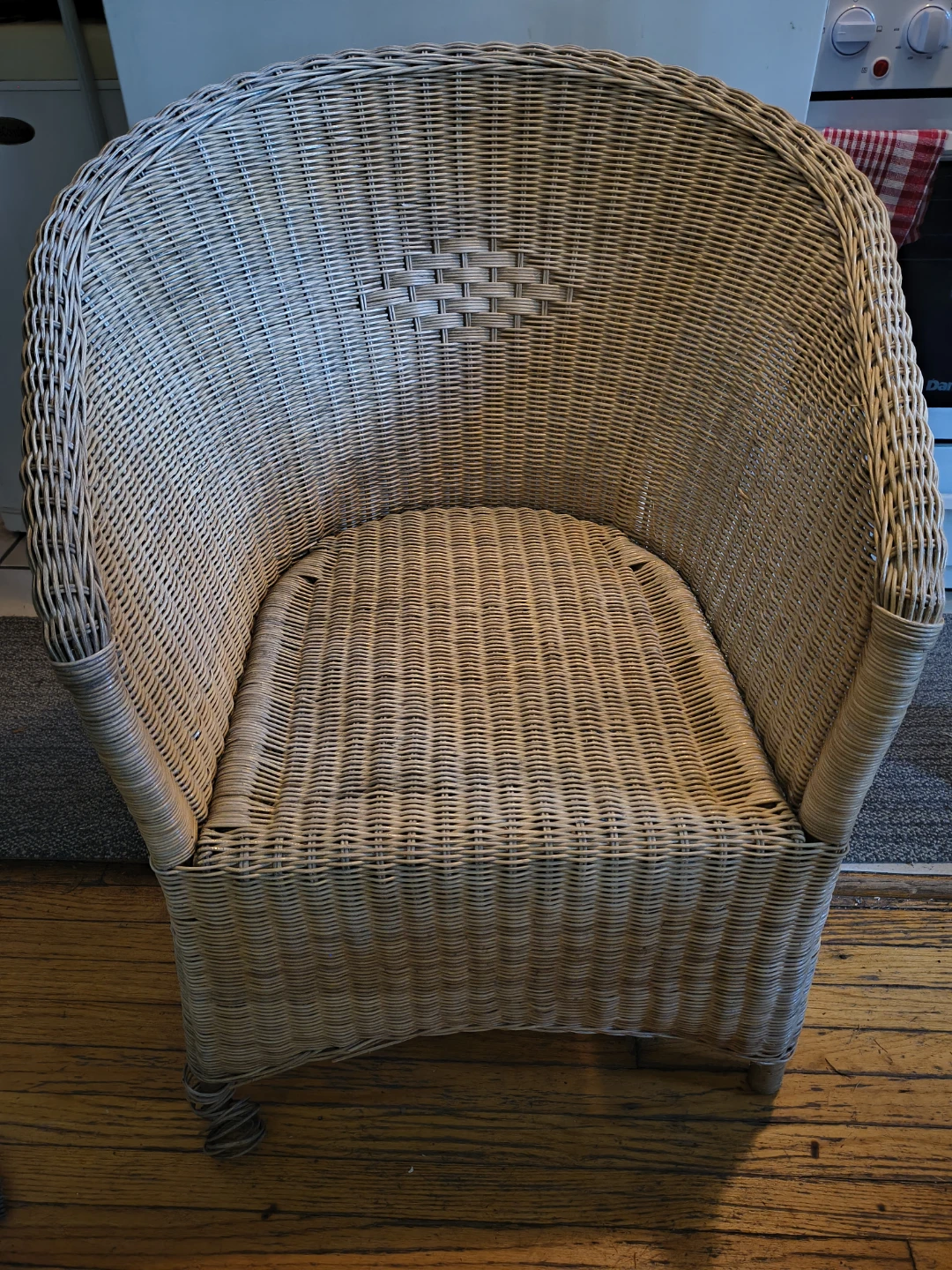 Natural Wicker Barrel Chair - photo 2