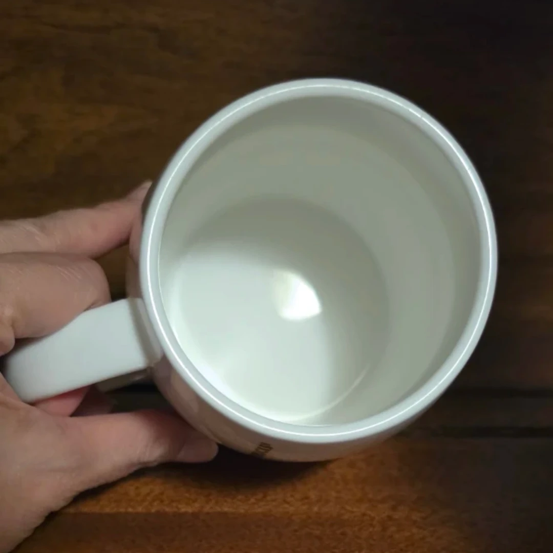 Starbucks 2010 Siren Barrel Mug - photo 3