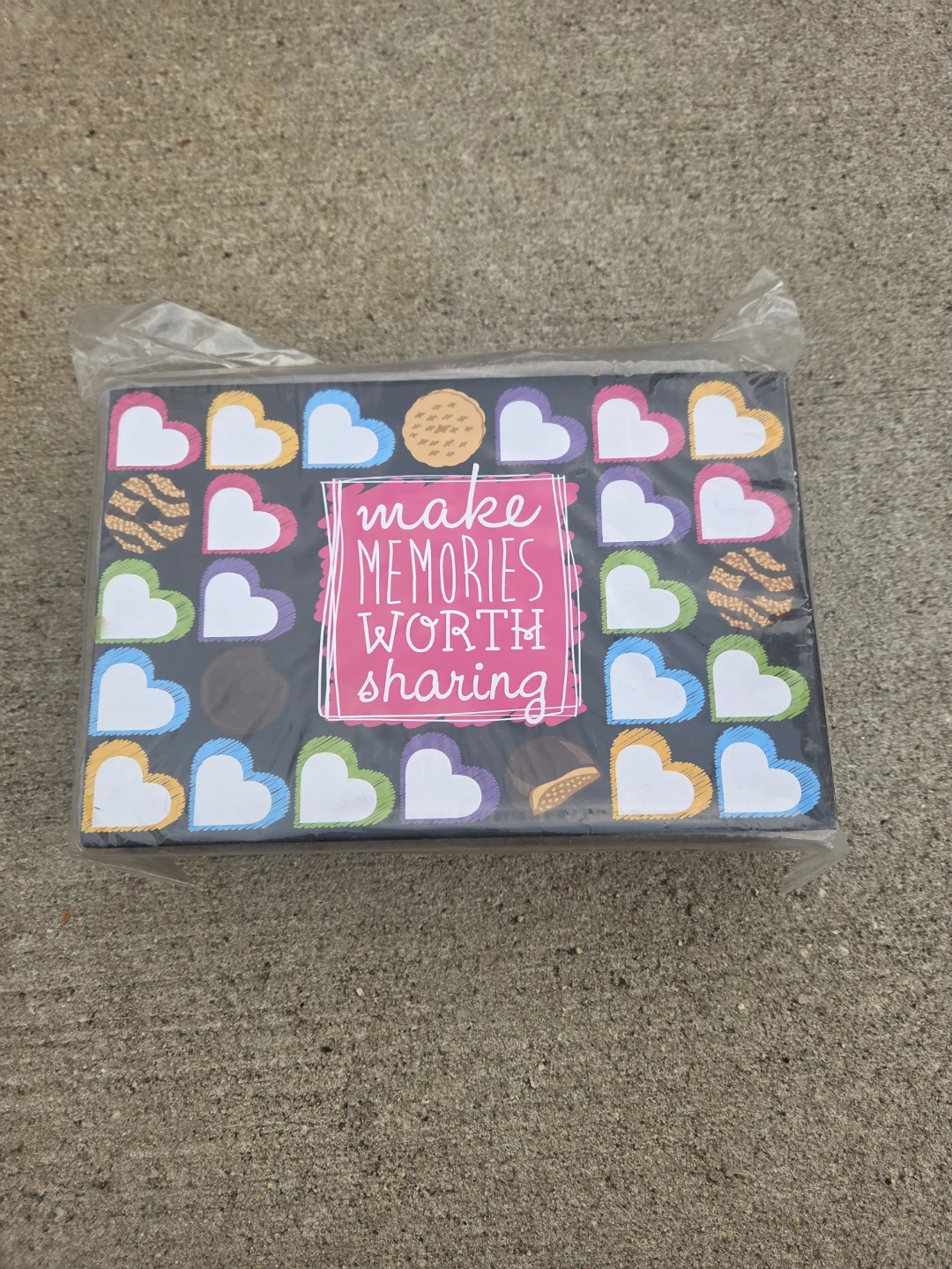 Little Brownie Bakers Cookie Box
