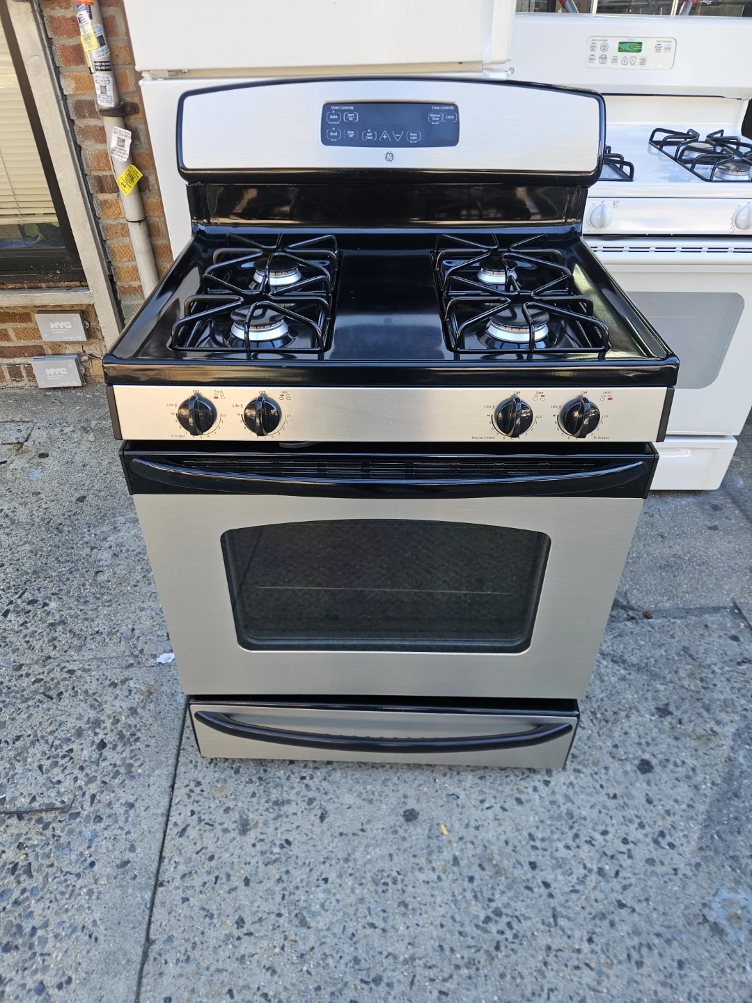GE Stainless Steel Gas Range