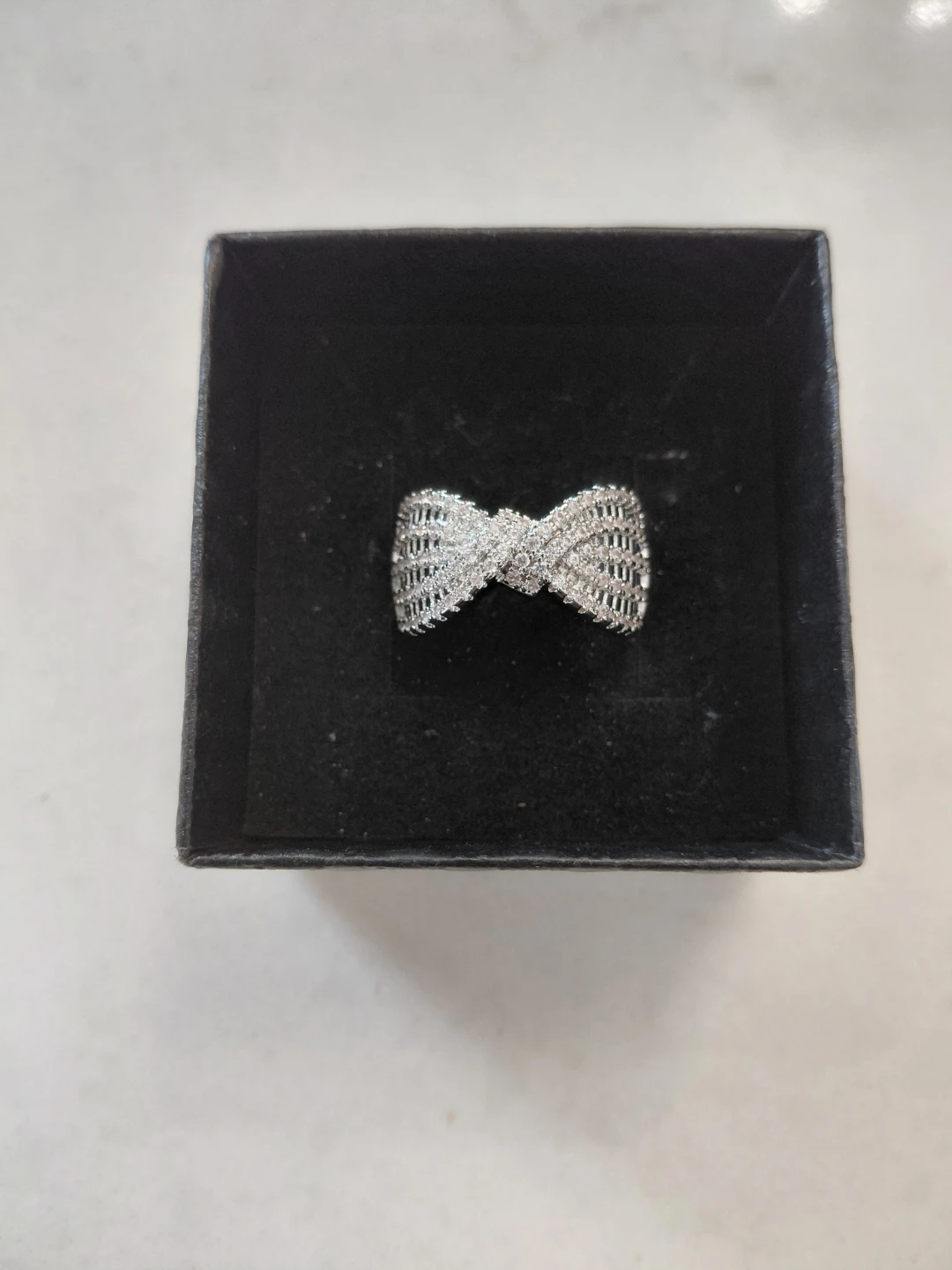 Sparkling Bow-Shaped Fashion Ring - photo 2