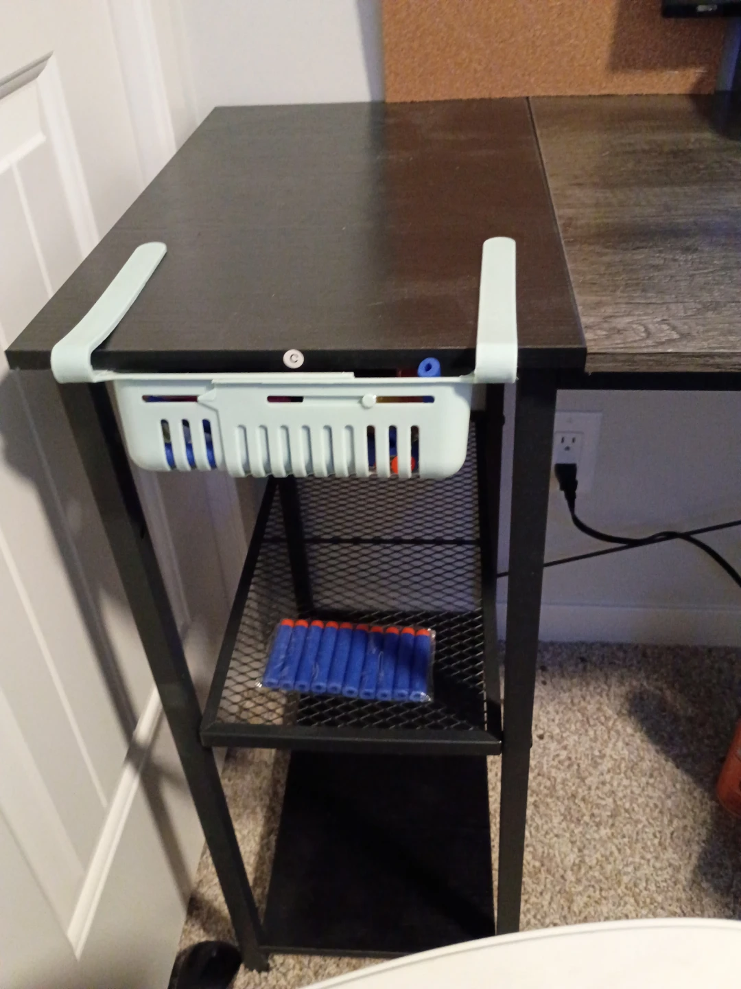 L desk with led light,plugs and usb - photo 2