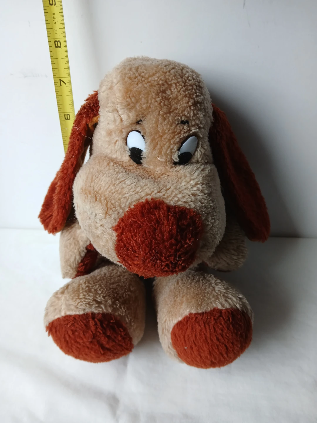 Vintage Plush Brown Dog Toy. No holds.