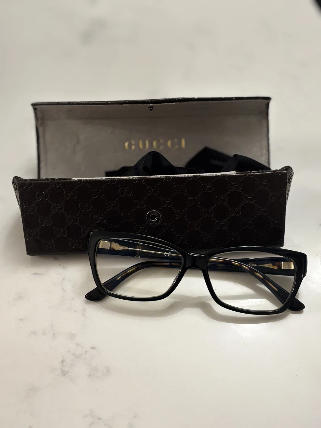 Gucci Eyeglasses with Case - photo 3
