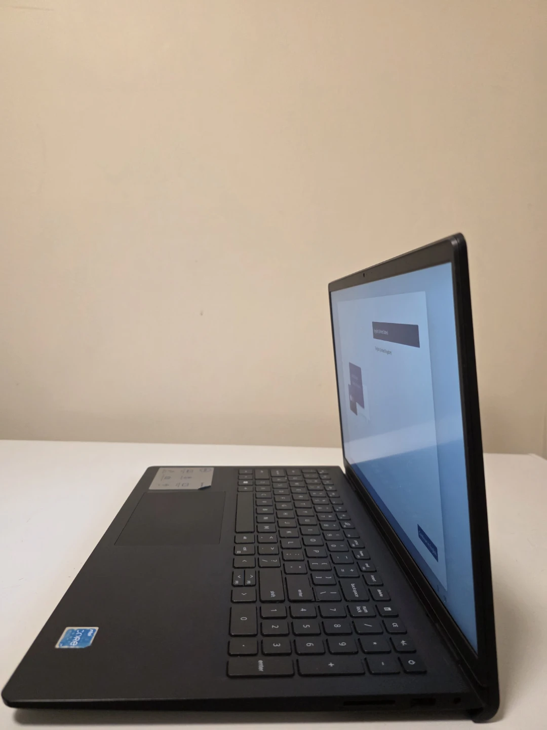 Dell Inspiron 15 Laptop - photo 4