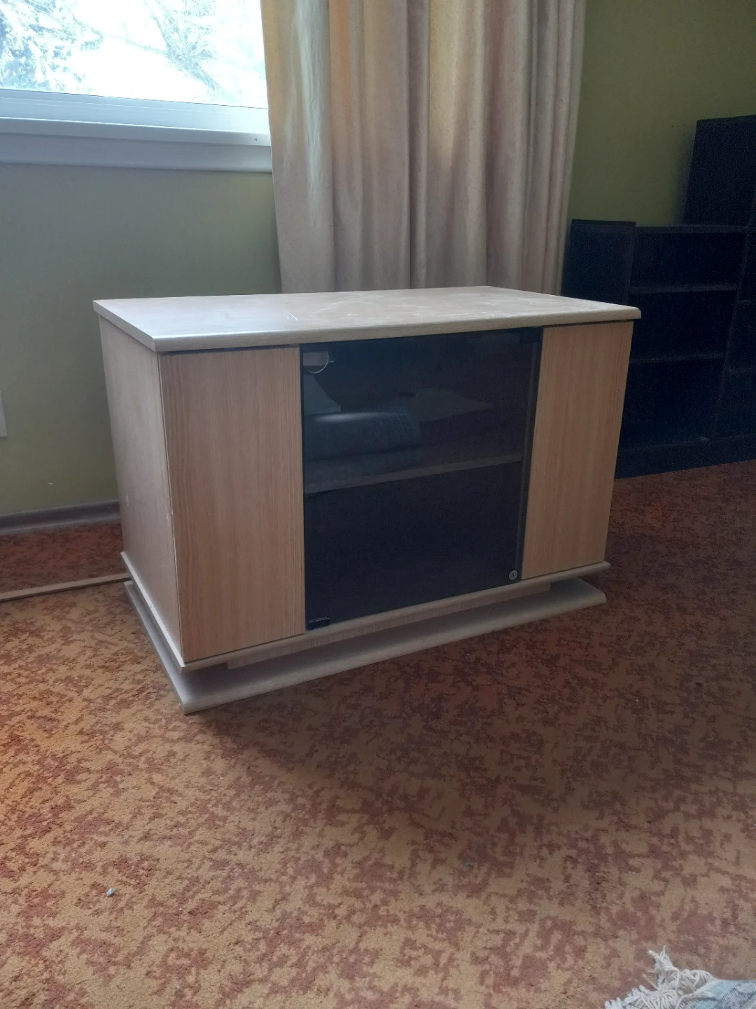 TV and entertainment cabinet - photo 2