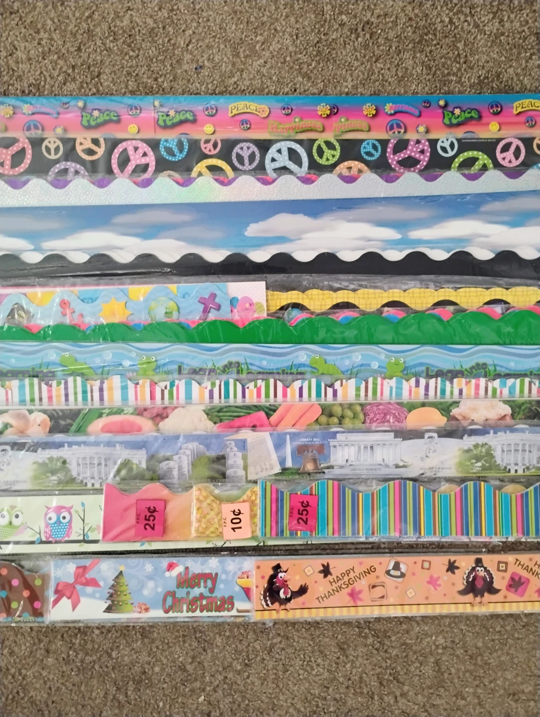 ASSORTED BULLETIN BOARD BORDERS - photo 3