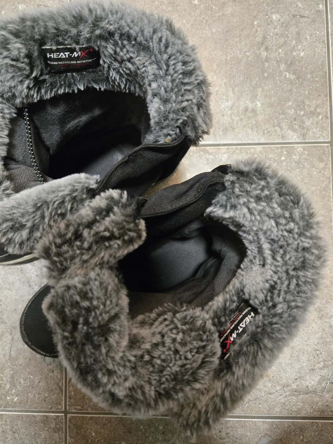 Kamik Stormye Winter Boots Size 8 - photo 3