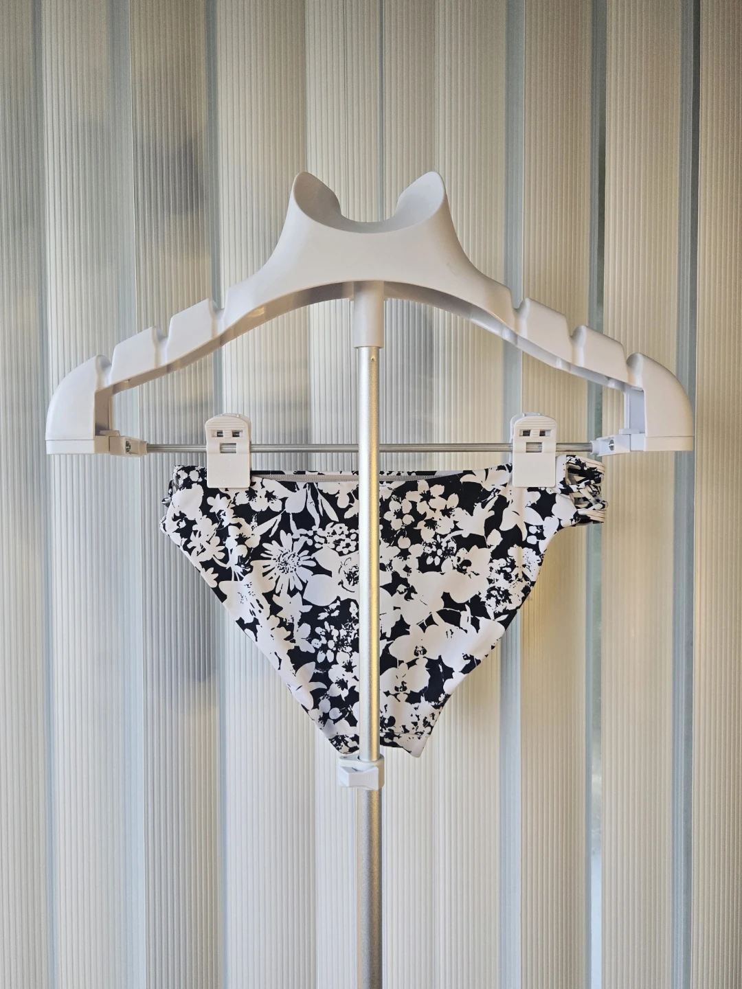 NEW Lululemon Coastline Swim Bikini Bottom - Size 6 - photo 4