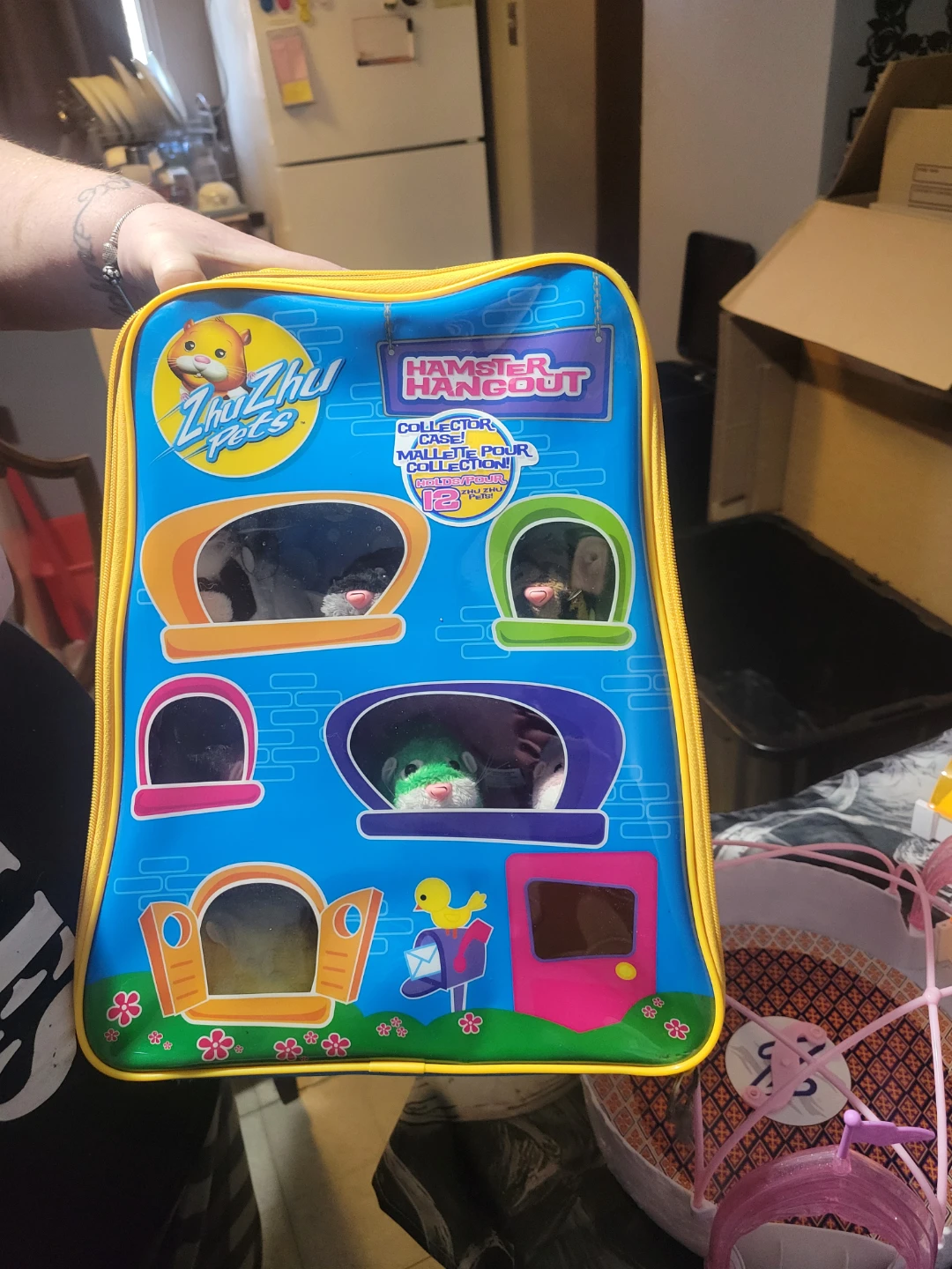 Zhu Zhu Pets Hamster Hangout Collector Case with 11 Pets