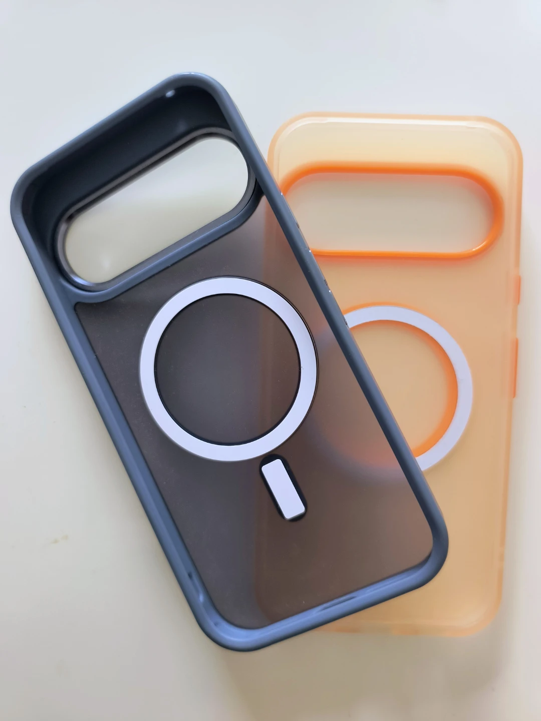 Magnetic cases Google pixel 10 pro  + Screen protectors