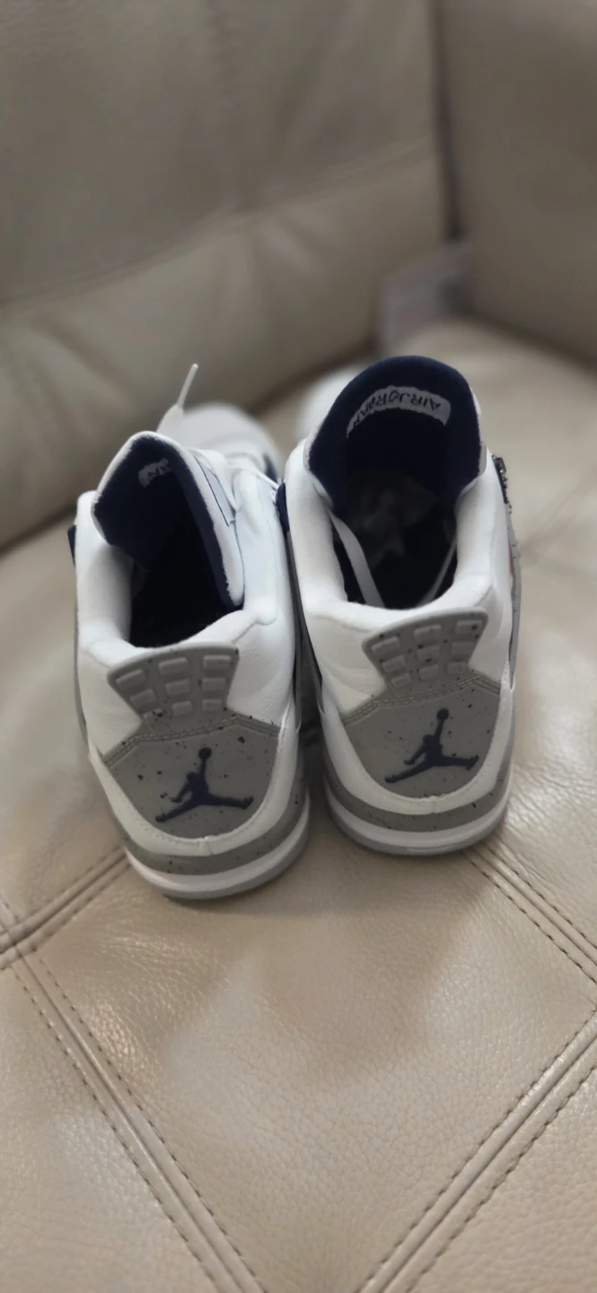 Air Jordan 4 white cement style - photo 5