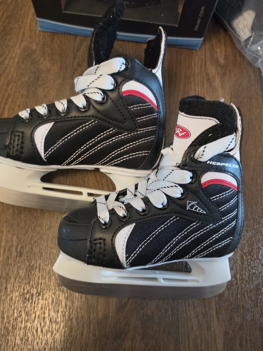 Bauer 2100 Hockey Helmet and Hespeler Skates - photo 2