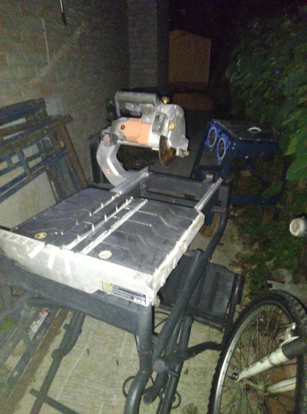 Ridgid Tile Saw with Rolling Stand - photo 2