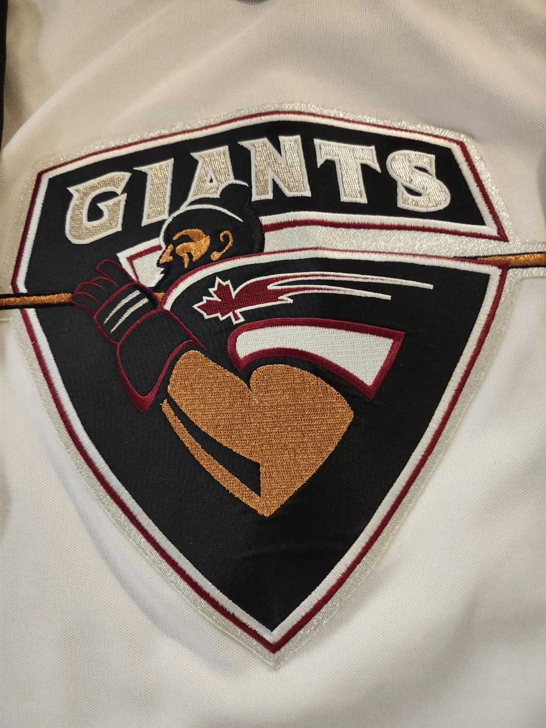 Vancouver Giants Nike Hockey Jersey XL - photo 3