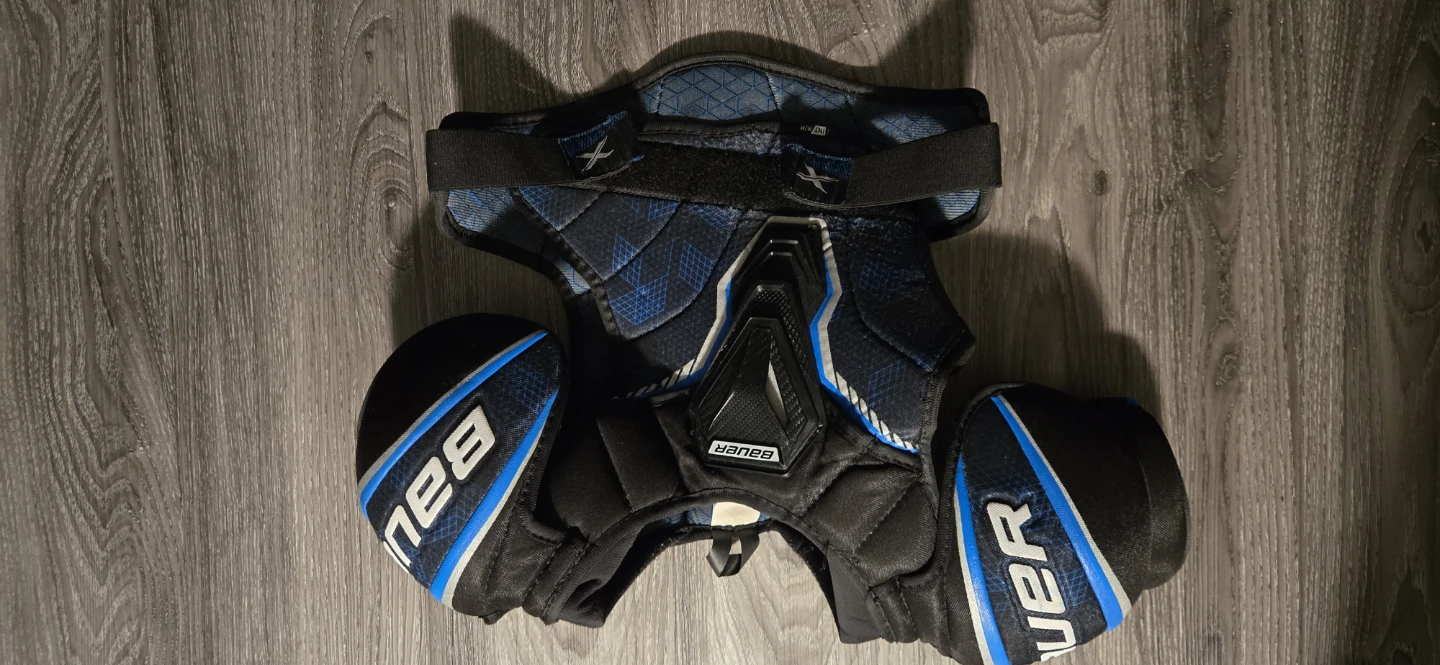 Bauer X Intermediate Shoulder Pads