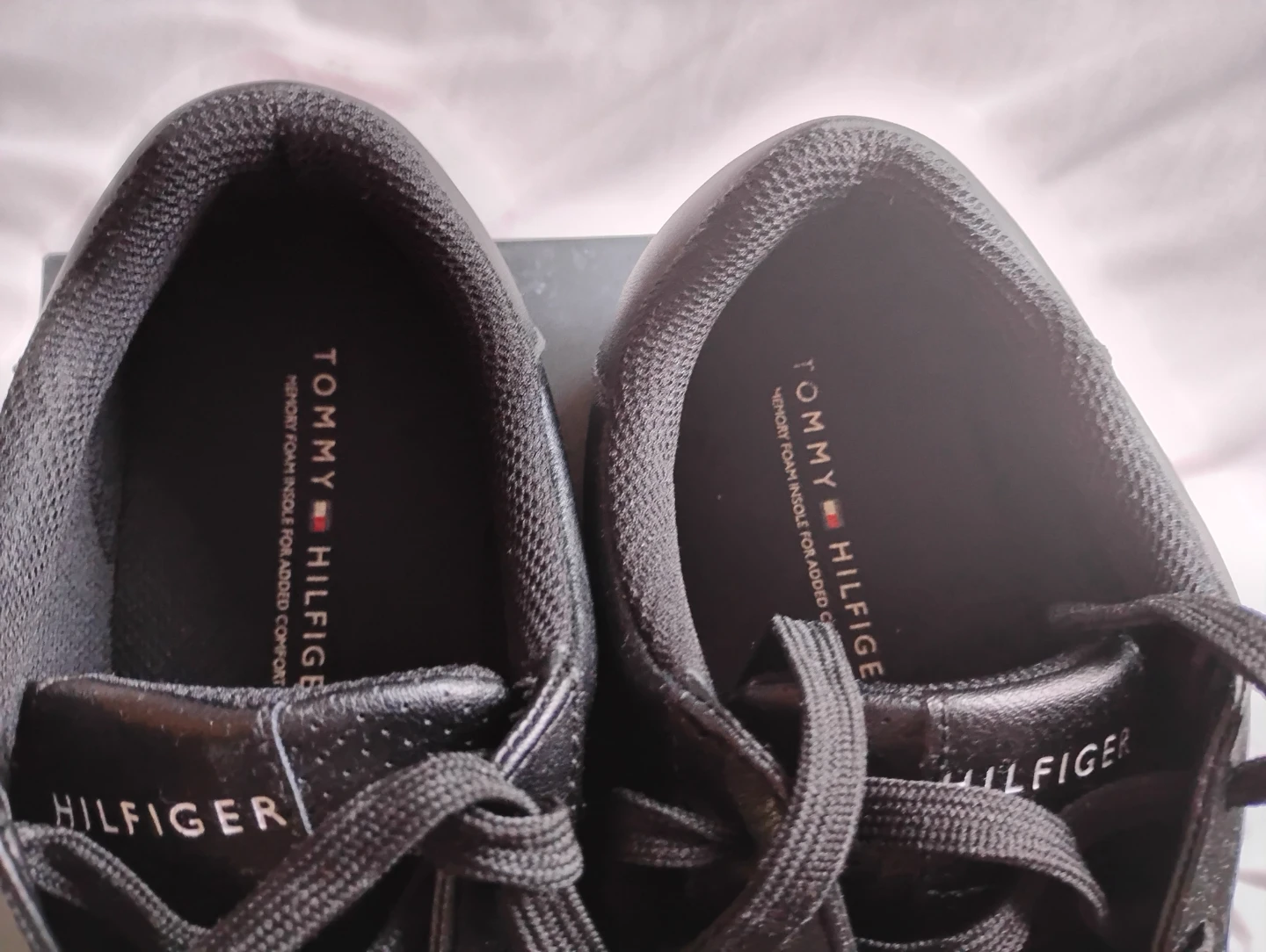 Tommy Hilfiger Black Sneakers - photo 3