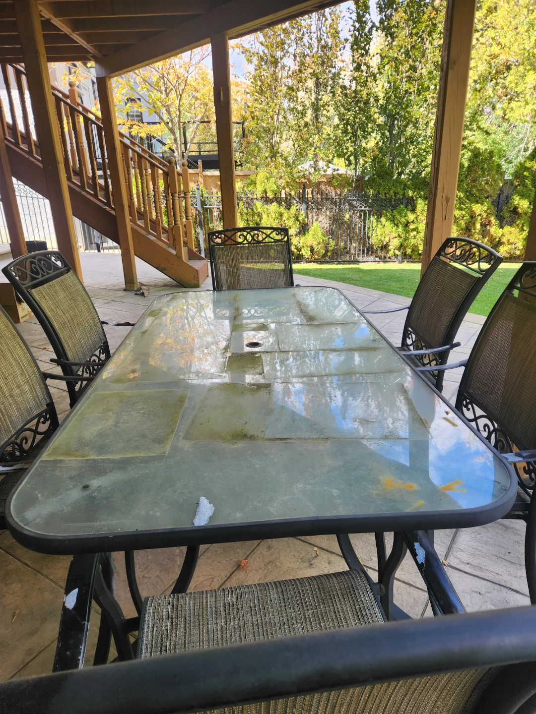 Outdoor table and chairs