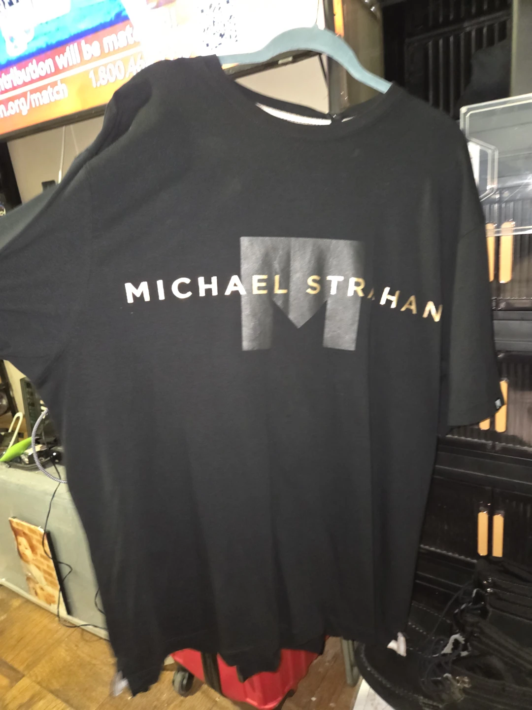 Michael Strahan 'Executive 'M" T-Shirt in a Men's 3XL