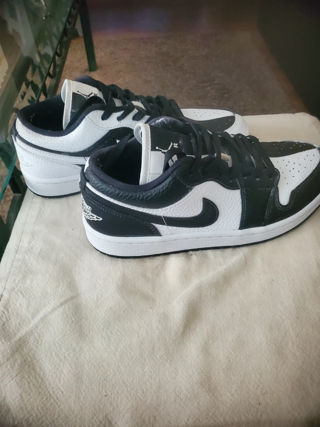Nike Jordan 1 Low Black and White Size 8 - photo 3
