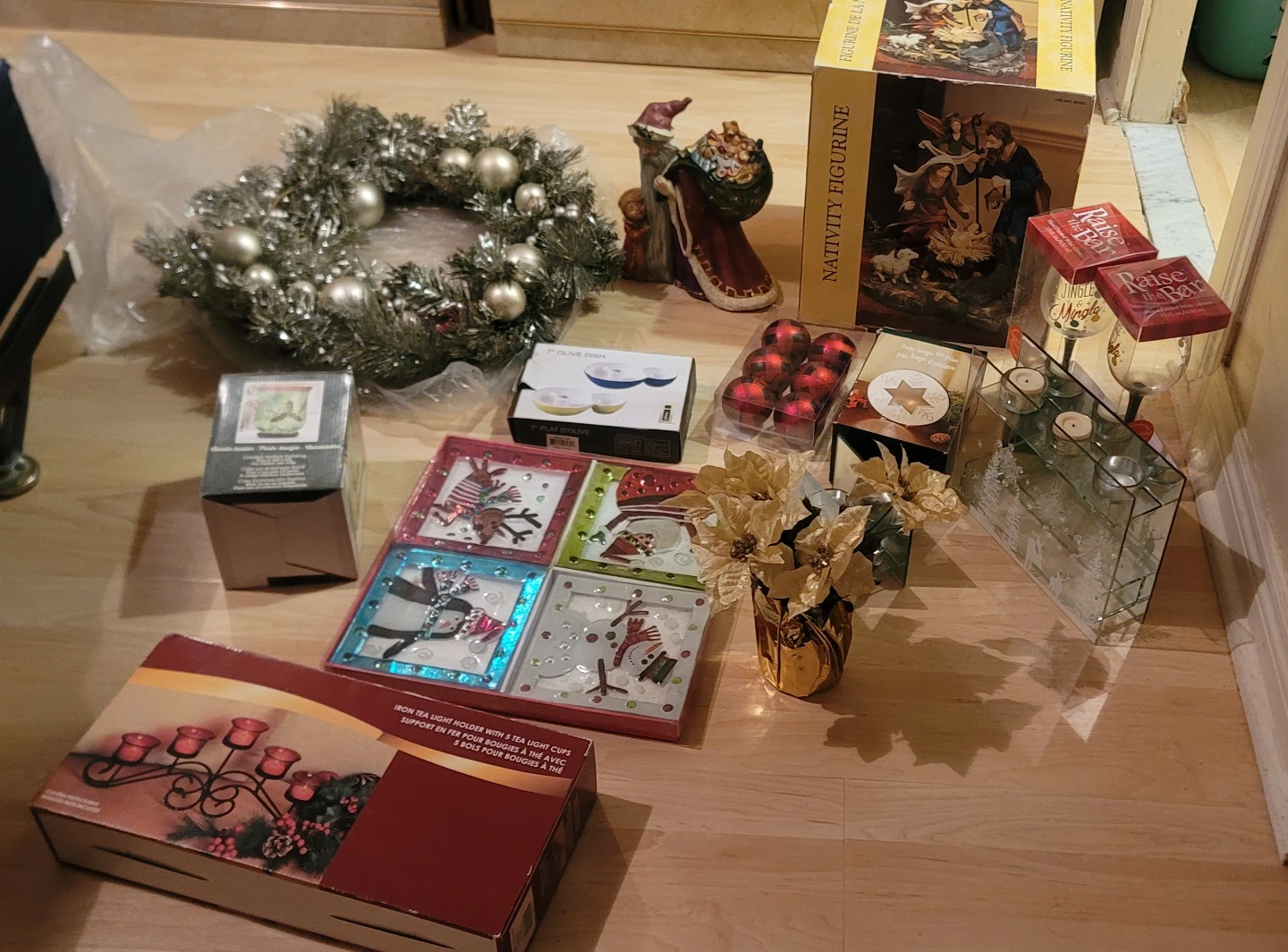 Assorted Christmas Decor and Holiday Items